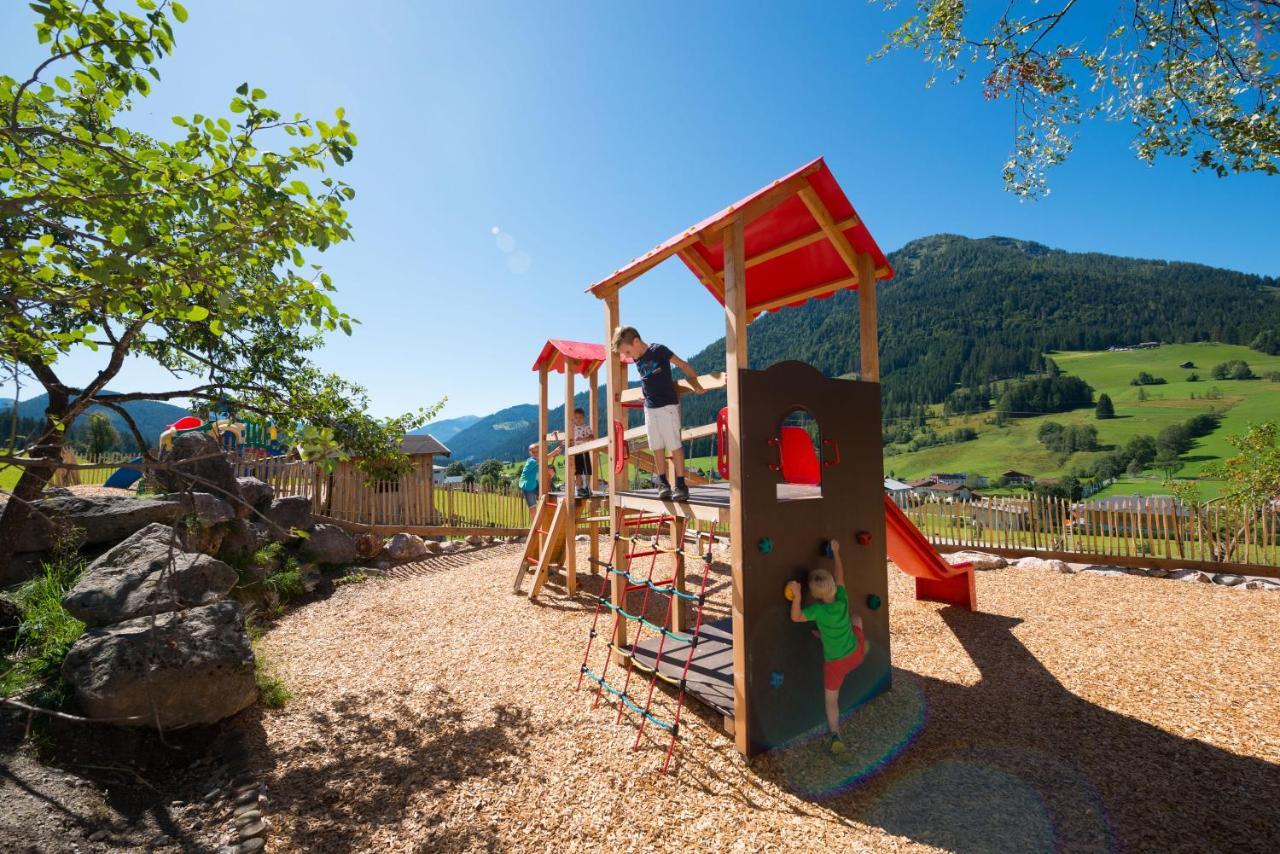 Wohlfuehlresort Und Feriengut Martinerhof Sankt Martin am Tennengebirge Exterior photo